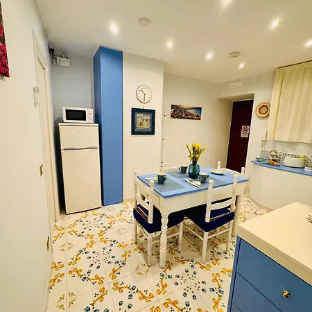 La Casa Di Ciro * Castellammare di Stabia